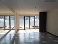 コンコルドビル 1F