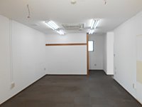 コンコルドビル 1F