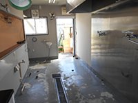 和泉鳥取 芝野店舗