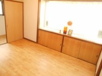 尾崎町４丁目 平屋建